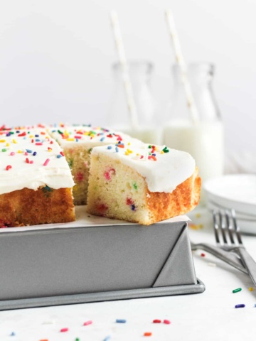 Funfetti Snack Cake -3