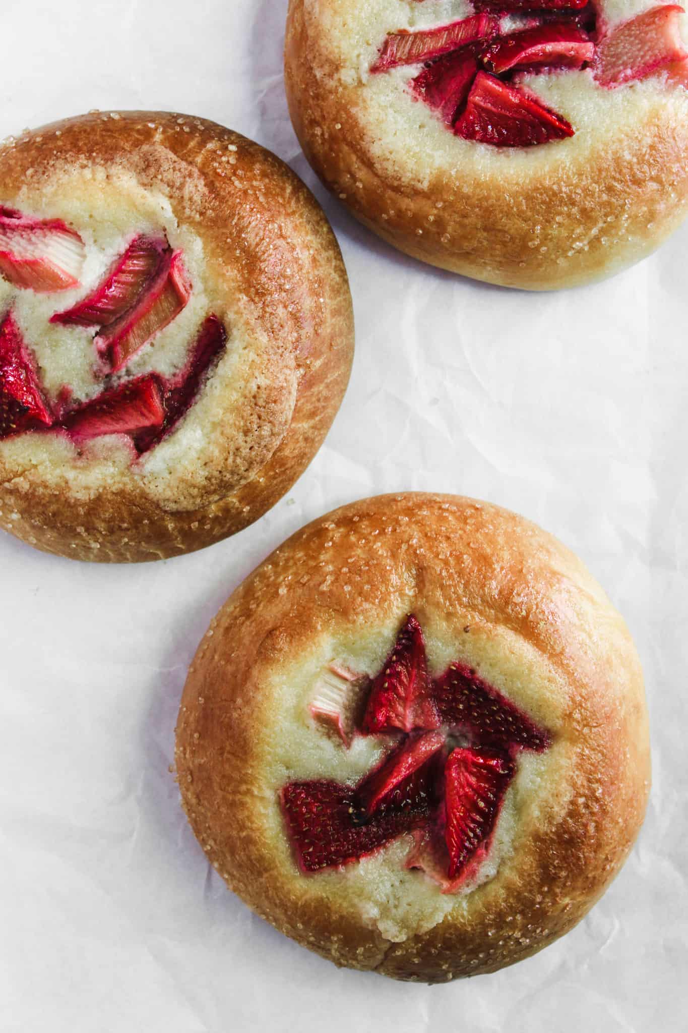 Strawberry Rhubarb Brioche Rolls-1