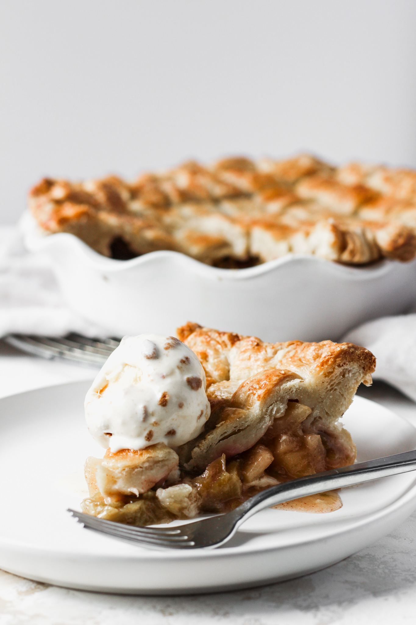 Rhubarb Apple Pie-4