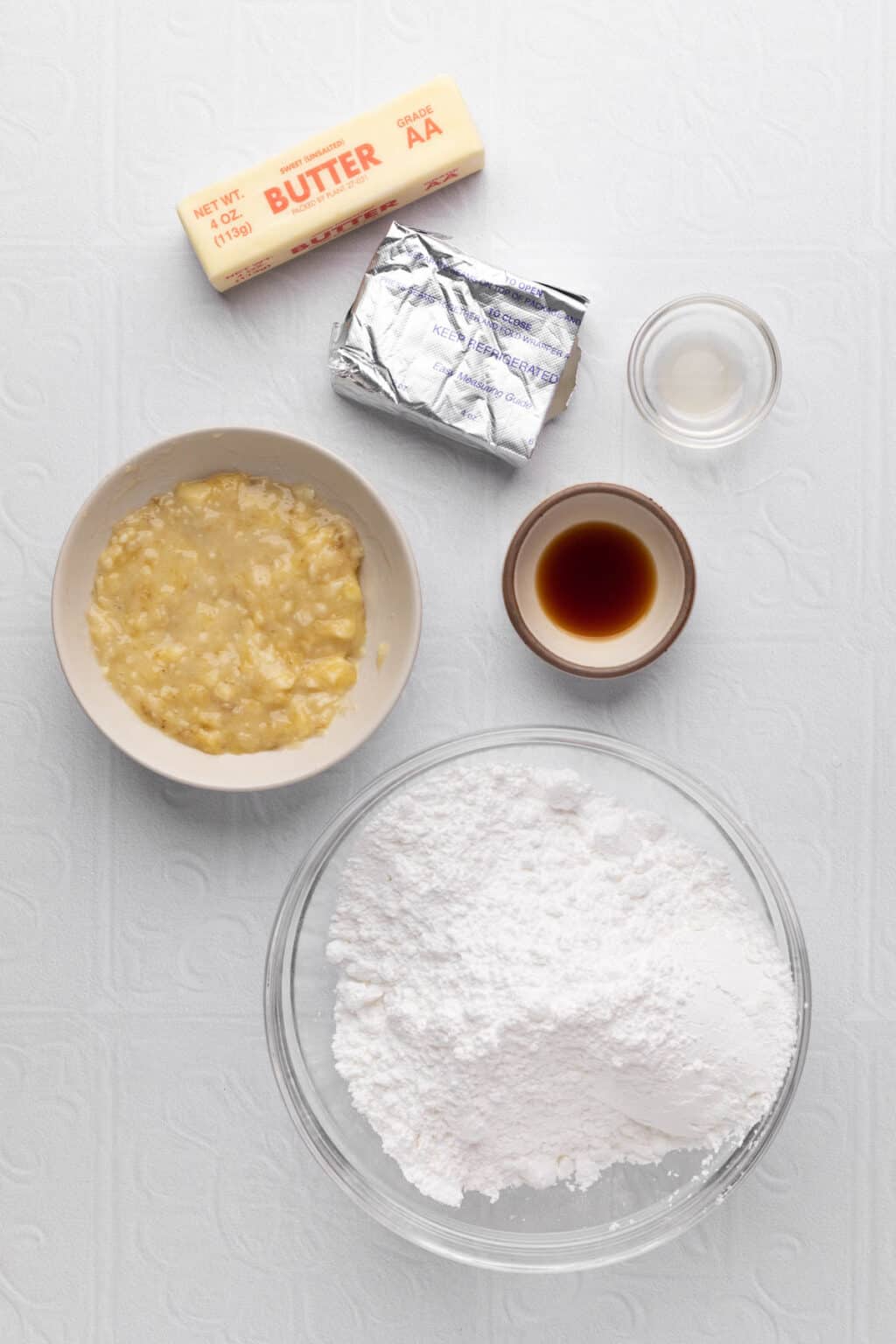 View of Banana Cream Cheese Frosting | The Sweet Occasion